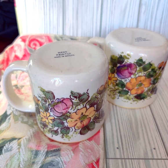 Vintage Hand Painted In Brazil, Pair of Floral Ceramic Mugs, Brazilian Artists - Picture 7 of 15
